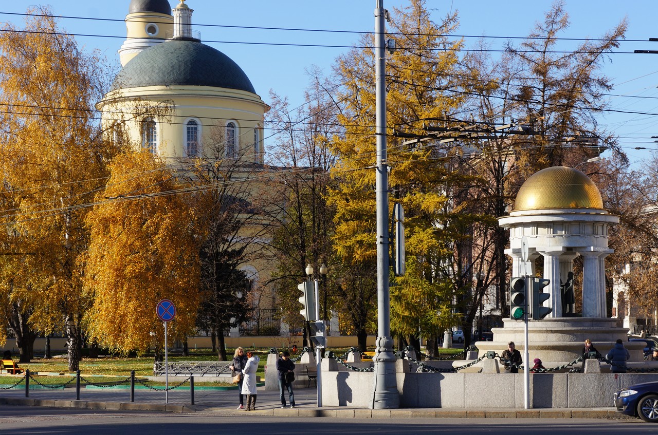Улица Большая Никитская. Цены на квартиры, инфраструктура, расположение