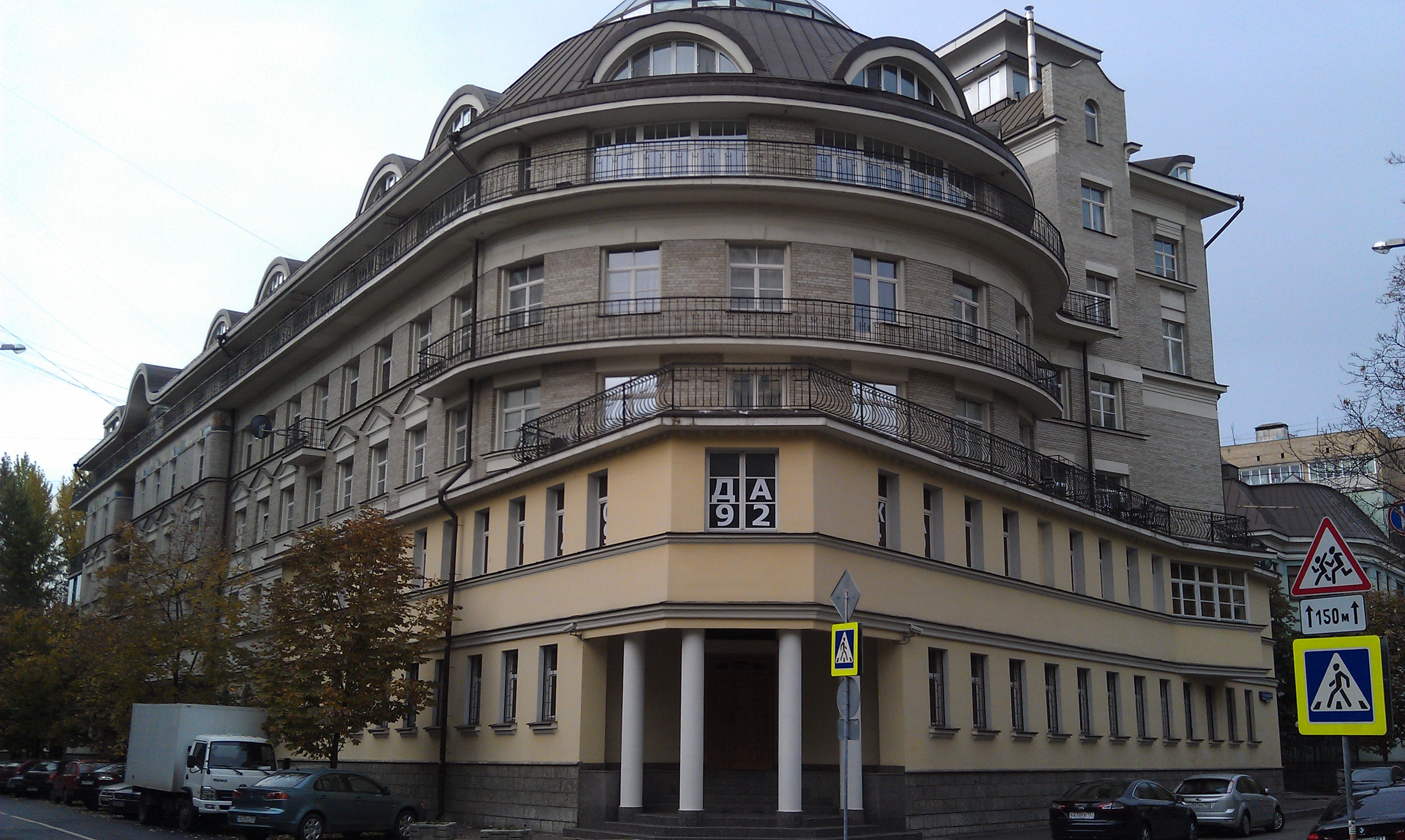 Улица Большая Пионерская. Цены на квартиры, инфраструктура, расположение