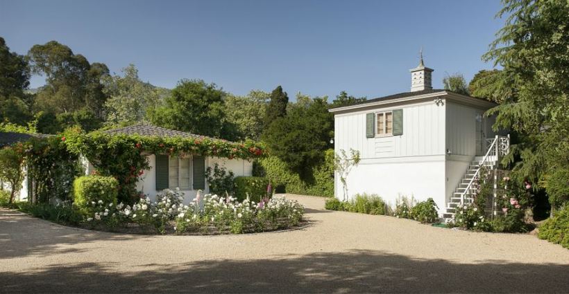 Дрю Берримор продала свой особняк со скидкой