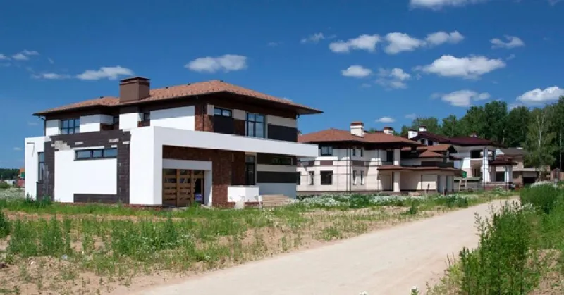 Villagio Estate распродаёт элитные дома по цене бизнес-класса