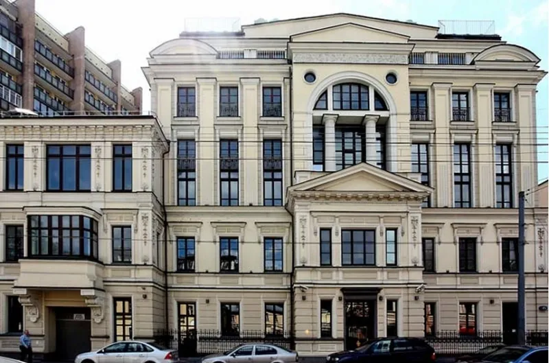 ТОП-5 самых дорогих квартир Москвы и Питера