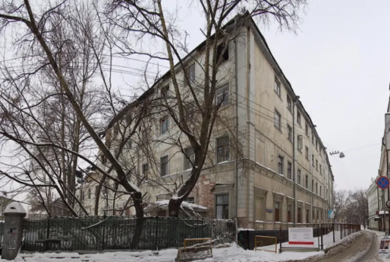 Власти Москвы повторно выставили на торги дом на Чистых прудах