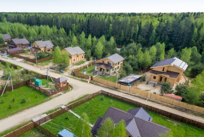 В поселке «Золотые Сосны» вышел в продажу лесной квартал De Luxe
