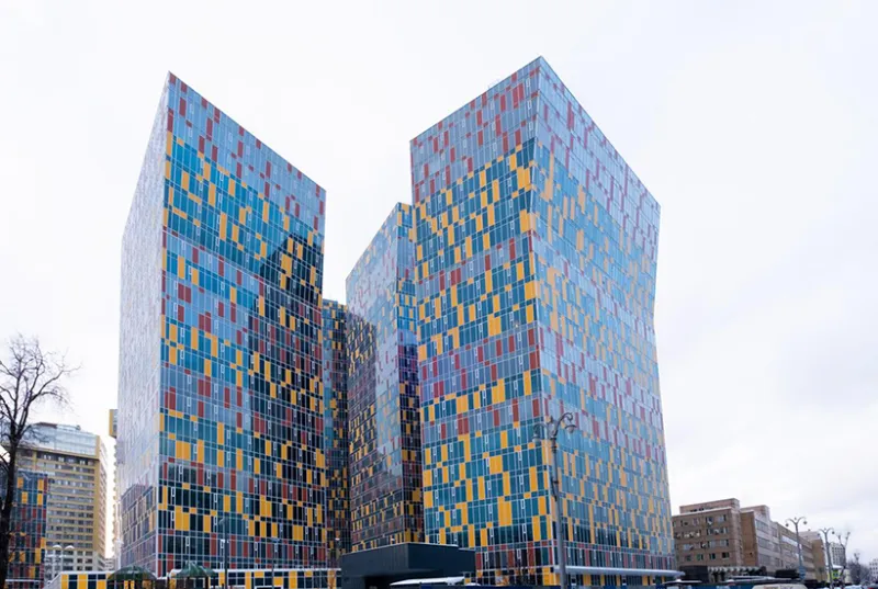 В центре Москвы сдали в эксплуатацию проблемный ЖК Sky House