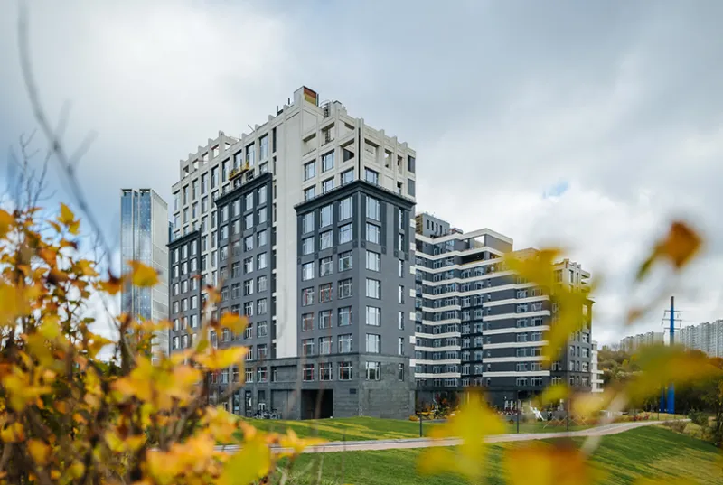 Спрос на премиальные новостройки в Москве вырос на 72% за год