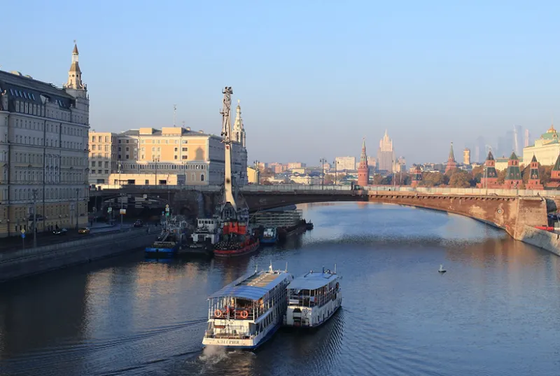 Москва впервые с 2017 года опередила Сочи по цене кв. м элитного жилья