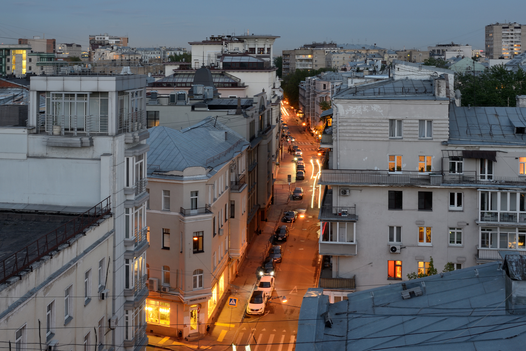 Квартира в ЖК «Булгаков» vs. апартаменты в Golden mile private residence