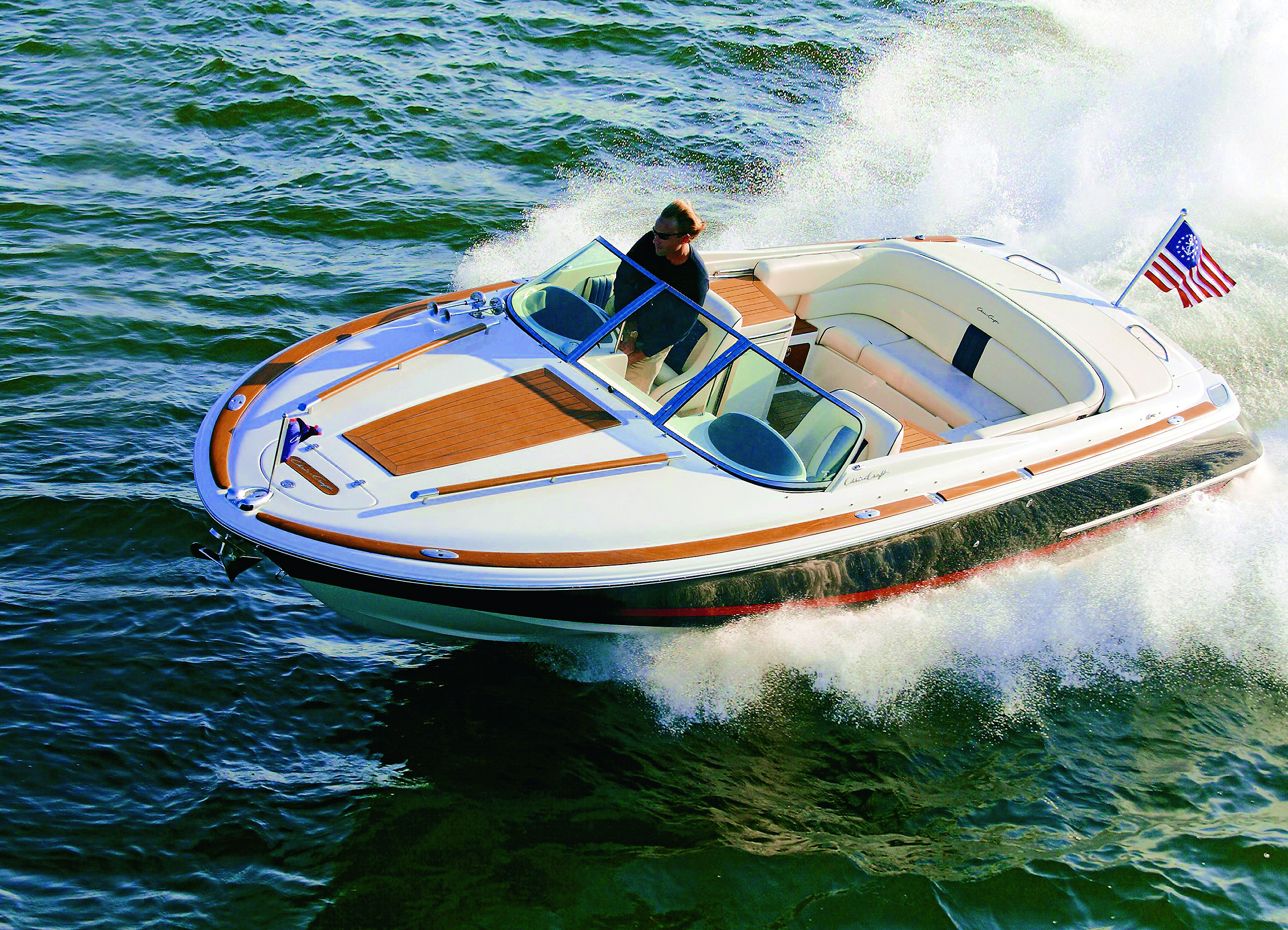 Катера и яхты. Особенности московского судовладения