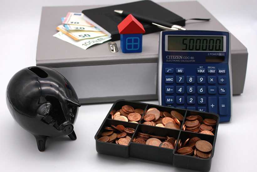 Как перед покупкой новой квартиры просчитать коммуналку и налоги