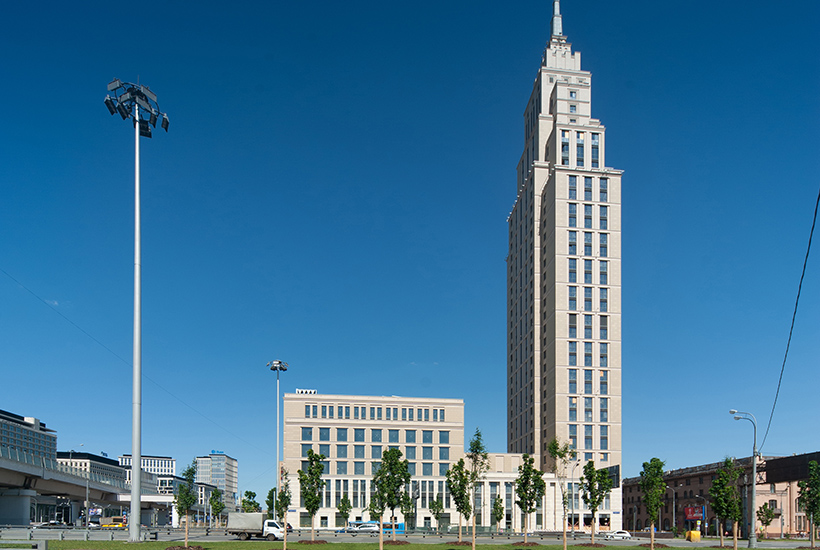 Alcon Tower (Алкон Тауэр)