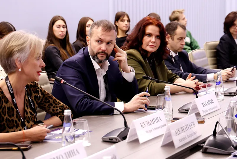 На Отраслевом дне Минстроя обсудили создание архитектурного кода страны